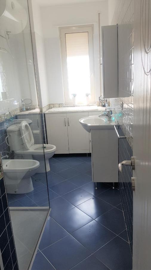 M&I Beach Apartment With Sea View Durres Luaran gambar