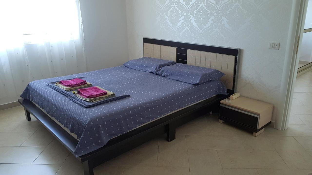 M&I Beach Apartment With Sea View Durres Luaran gambar