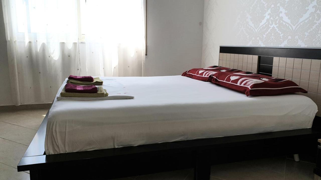 M&I Beach Apartment With Sea View Durres Luaran gambar